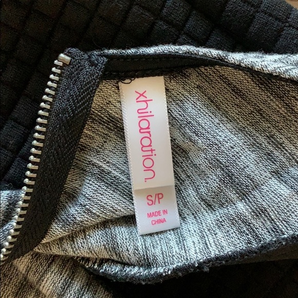 Great summer time dress - Picture 3 of 3